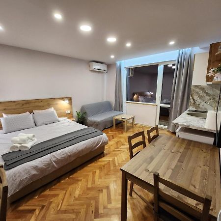 Malavi A5 Top Center Apartment Русе Екстер'єр фото