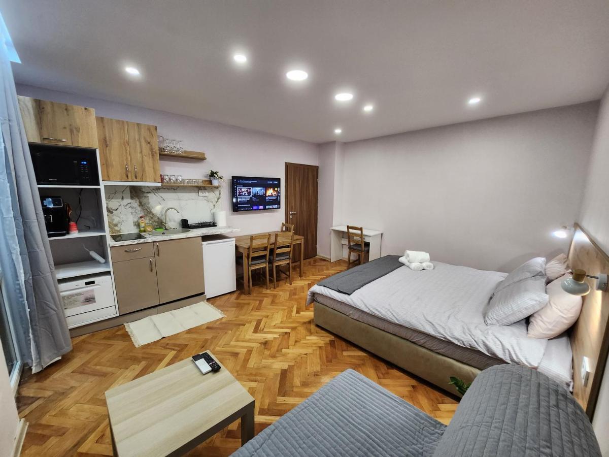 Malavi A5 Top Center Apartment Русе Екстер'єр фото
